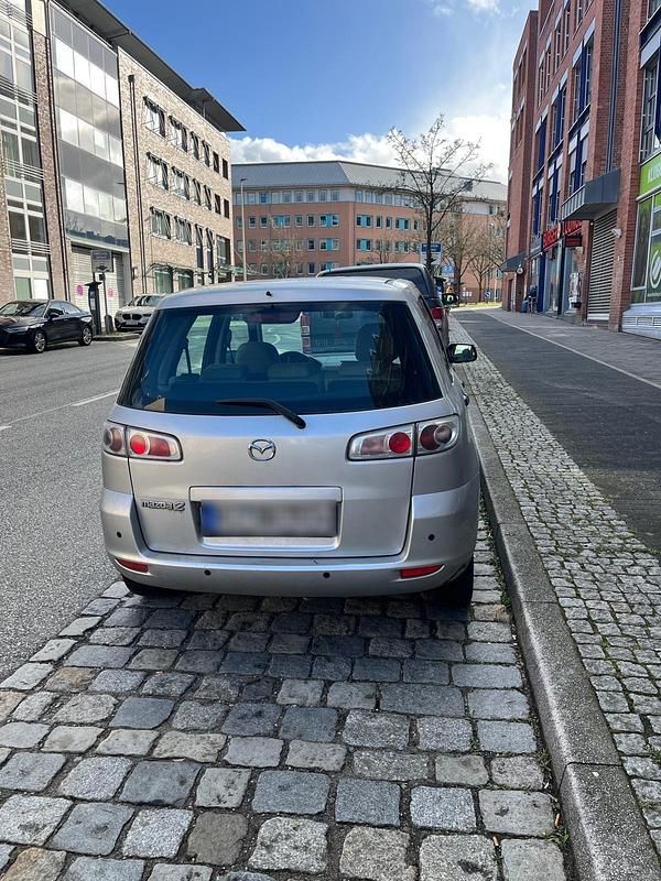 Gebraucht Mazda 2 55 PS (40 kW) 2007 Silber Kleinwagen