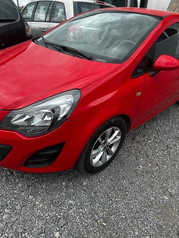 Gebraucht Opel Corsa 95 PS (69 kW) 2015 Rot Kleinwagen