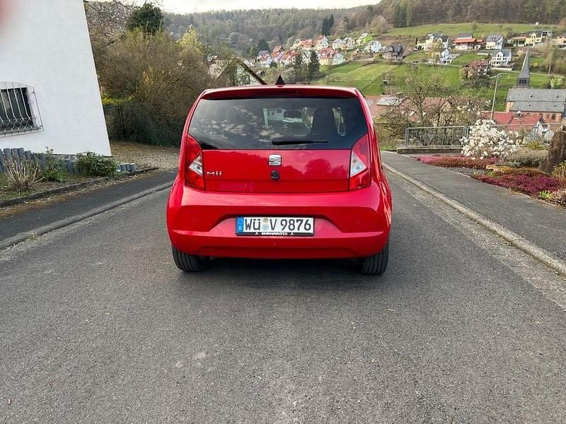 Gebraucht Seat Mii Style 75 PS (55 kW) 2012 Rot Kleinwagen