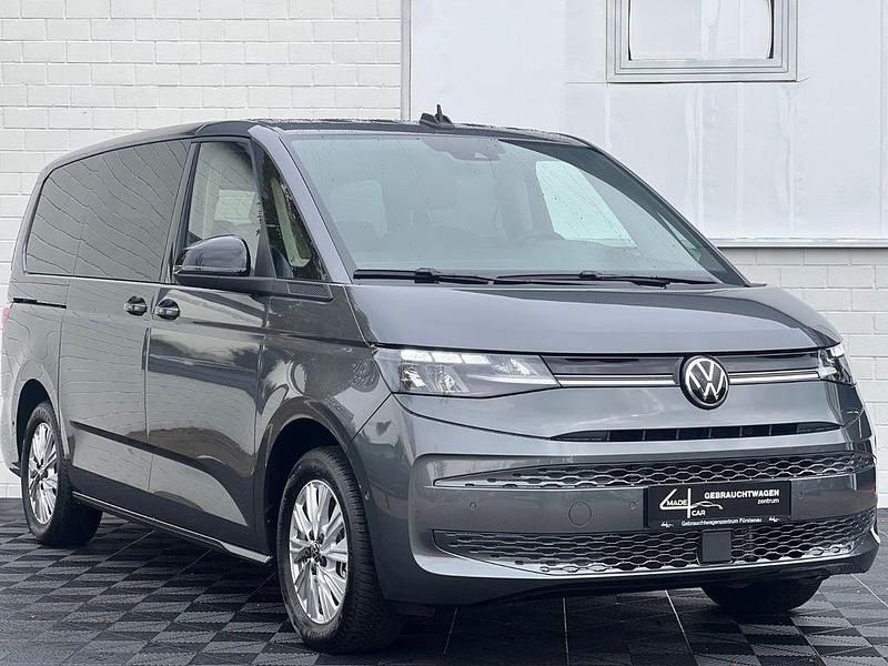 Neu VW T7 150 PS (110 kW) 2025 Grau Van