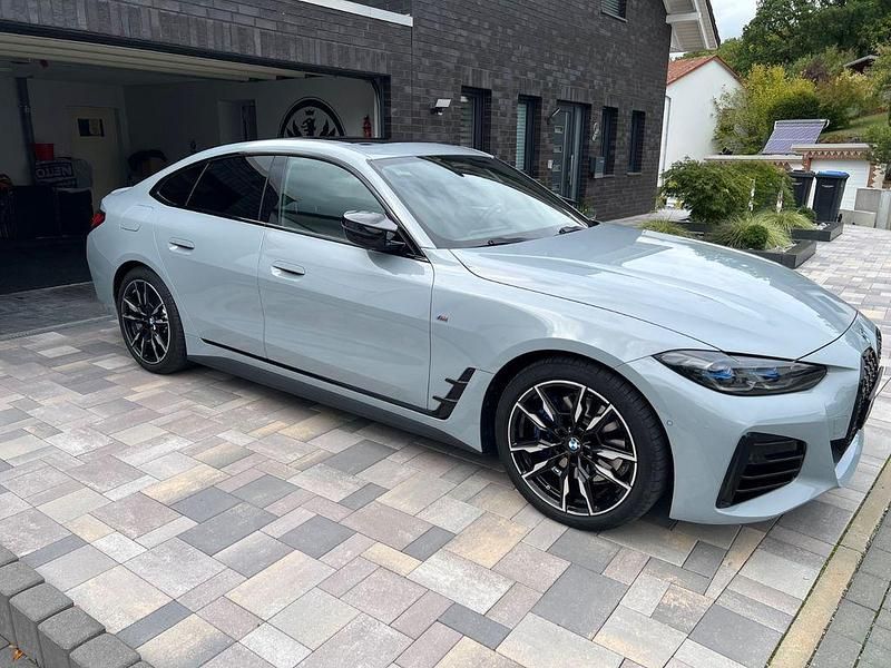 Grau Gebraucht 2021 BMW M440 M Sport Limousine | 47.500 € (Etwas zu teuer) - Bild 1/4