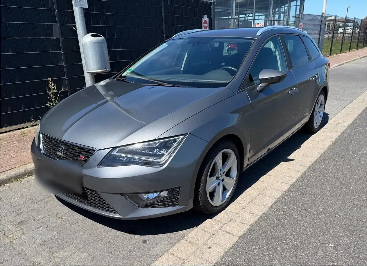 Gebraucht Seat Leon ST FR 122 PS (89 kW) 2014 Grau Kombi