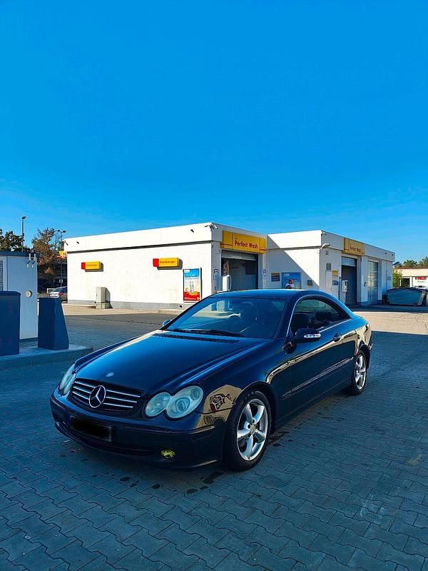 Schwarz Gebraucht 2005 Mercedes CLK200 Coupé | 2.500 € (Superpreis) - Bild 1/4