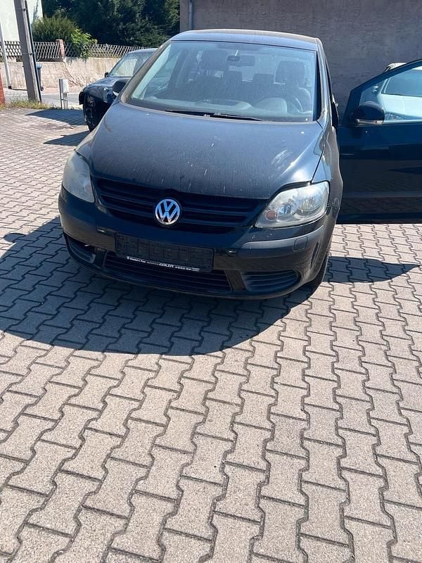 Schwarz Gebraucht 2005 VW Golf V Kleinwagen | 850 € (Superpreis) - Bild 1/4