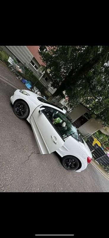 Gebraucht Peugeot 207 CC Allure 120 PS (88 kW) 2012 Weiß Cabrio
