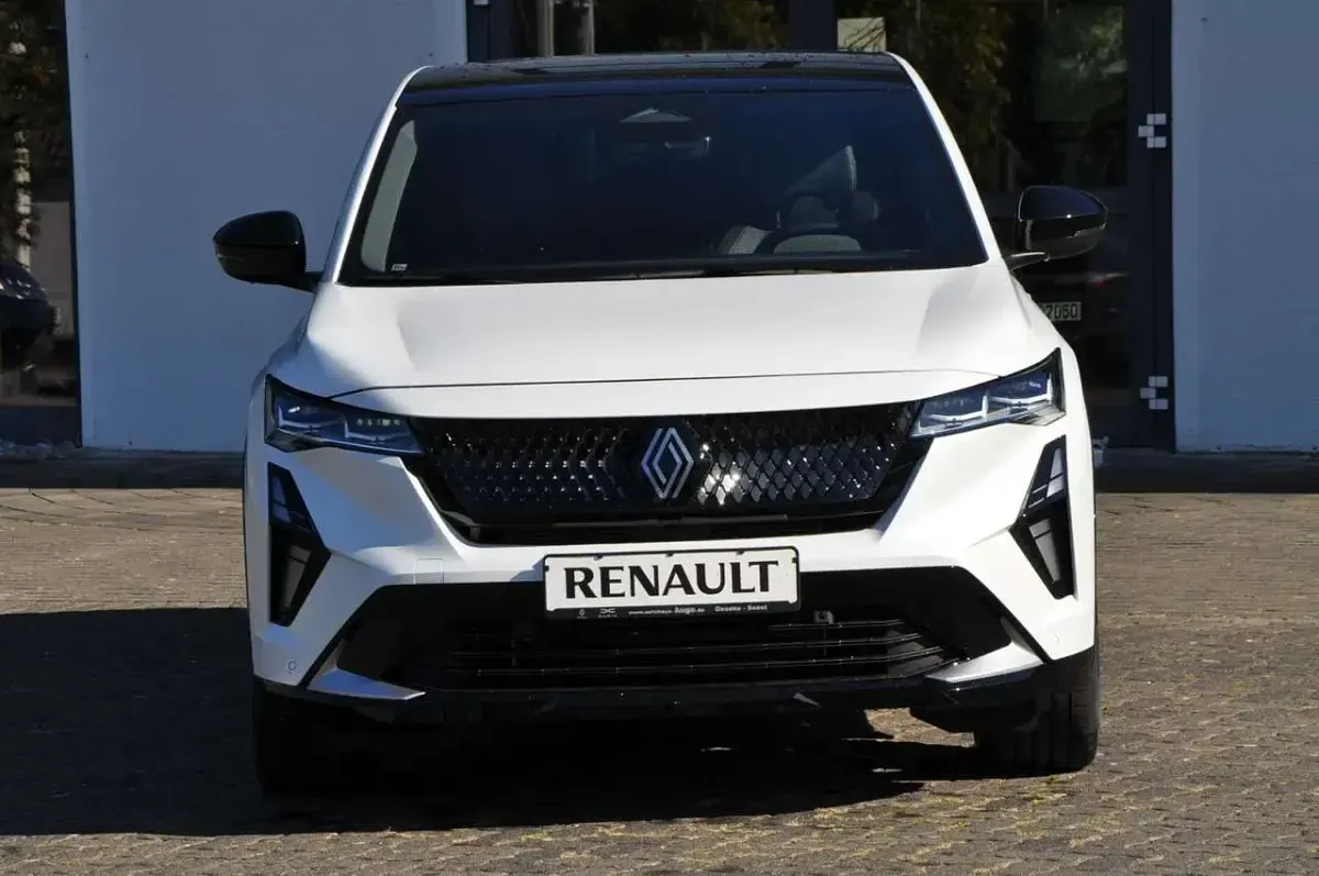Neu Renault Rafale Techno 200 PS (147 kW) 2025 Perlmuttweiß satiniert, black SUV