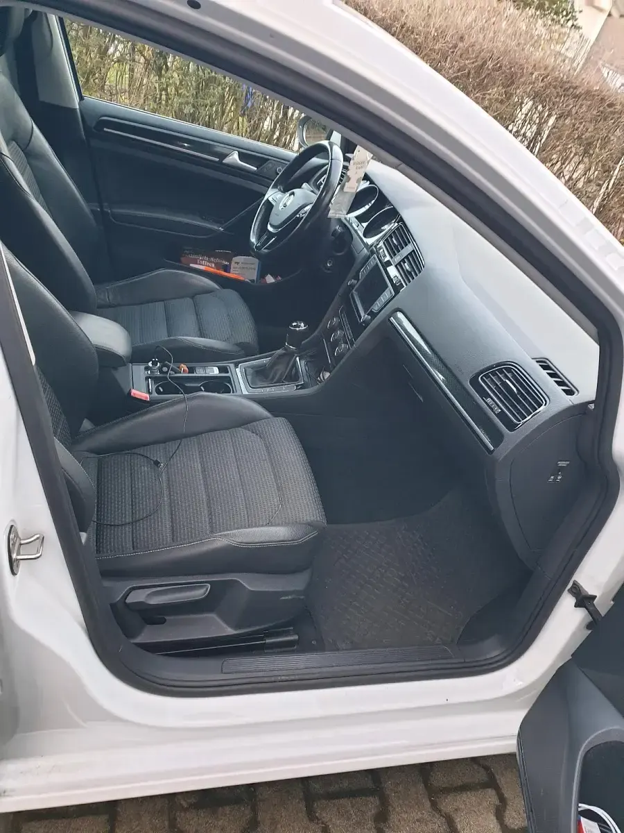 Gebraucht VW Golf VII 150 PS (110 kW) 2016 Weiß Kleinwagen