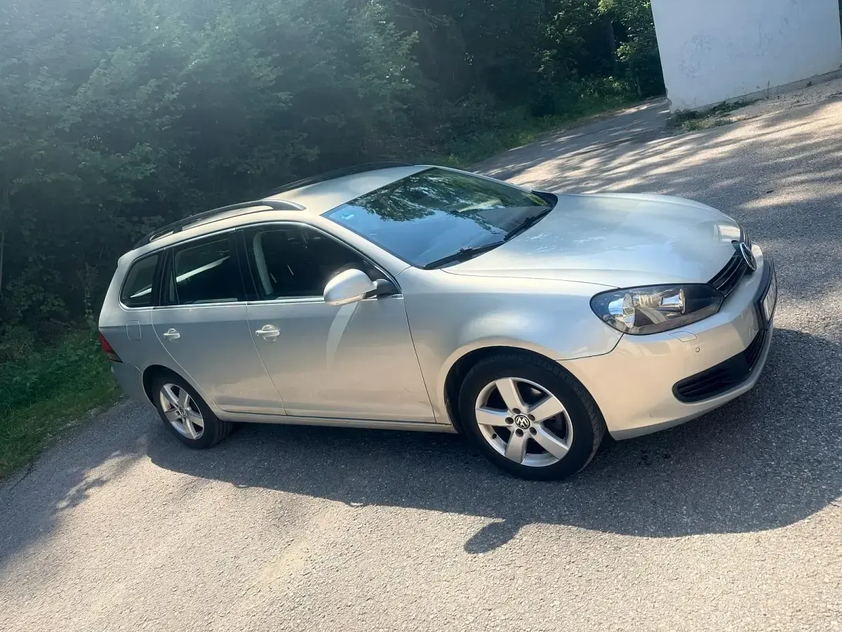 Gebraucht VW Golf VI 2010 Silber Kombi