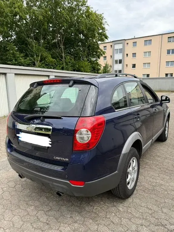 Gebraucht Chevrolet Captiva LT 163 PS (119 kW) 2012 Blau SUV