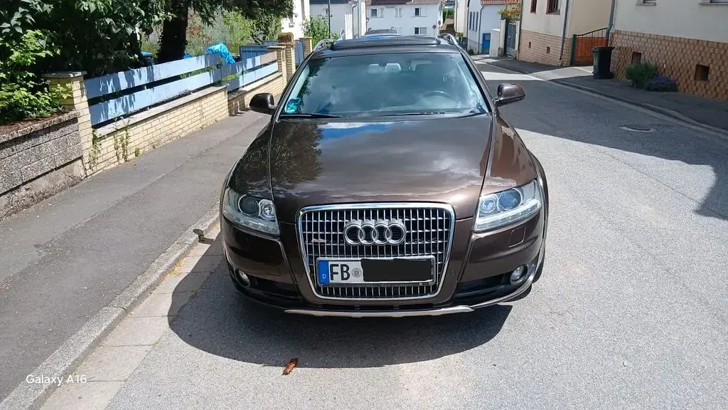 Gebraucht Audi A6 Allroad 239 PS (175 kW) 2011 Braun Kombi