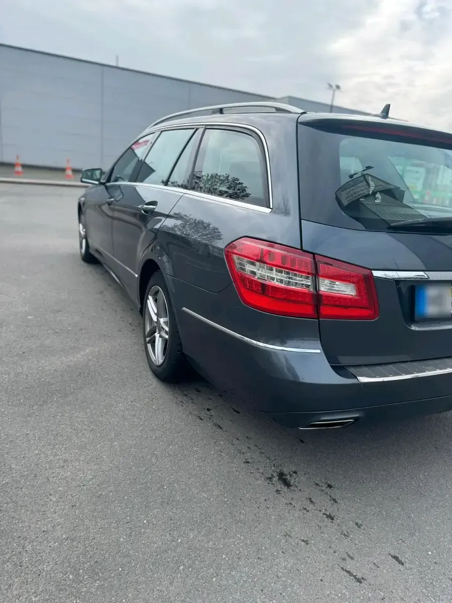 Occasion Mercedes E220 170 ch (125 kW) 2012 Andere farben Break