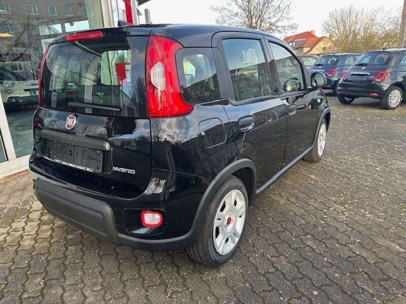 Gebraucht Fiat Panda 69 PS (50 kW) 2024 Schwarz Kleinwagen