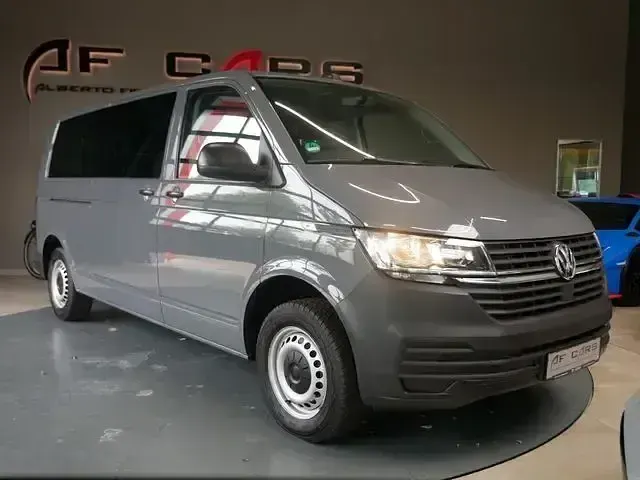 Gebraucht VW T6.1 150 PS (110 kW) 2021 Grau Van