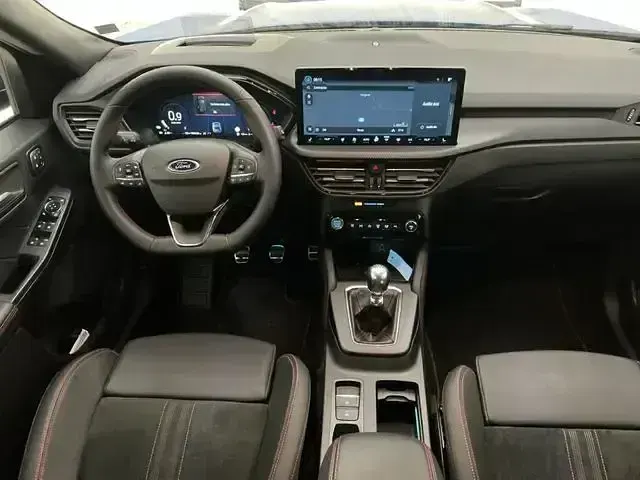 Gebraucht Ford Kuga ST-Line X 151 PS (111 kW) 2025 Dynamicblau metallic (metallic) SUV