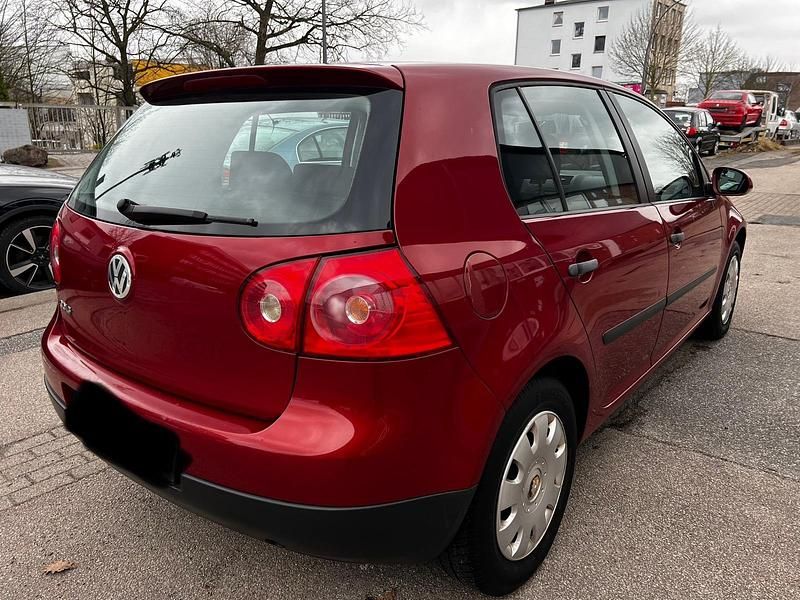 Gebraucht VW Golf IV 75 PS (55 kW) 2005 Rot Limousine