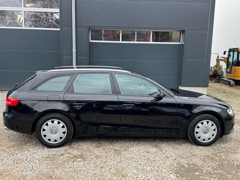 Gebraucht Audi A4 Attraction 170 PS (125 kW) 2013 Silber Kombi