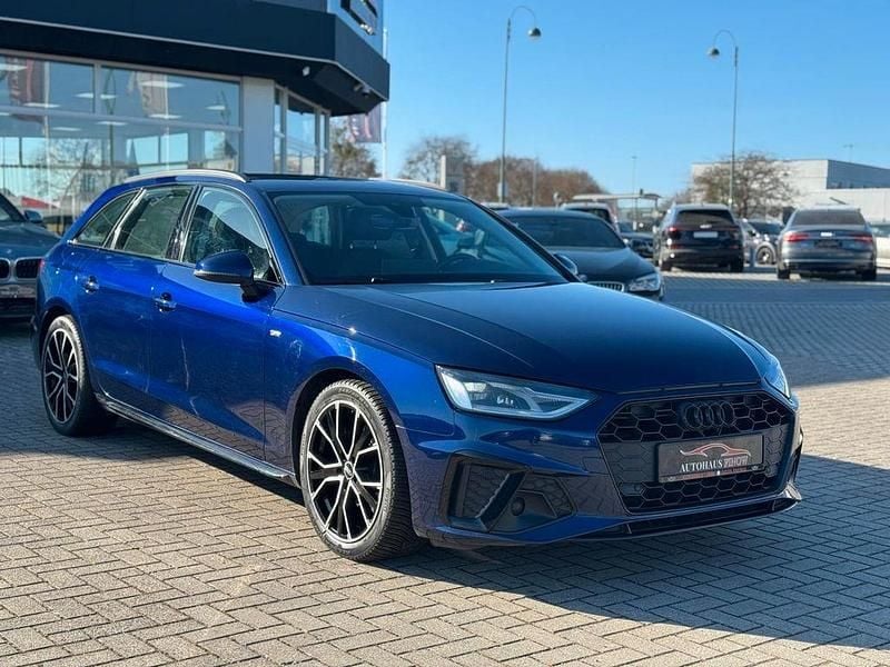 Gebraucht Audi A4 Competition 163 PS (119 kW) 2022 Blau Kombi