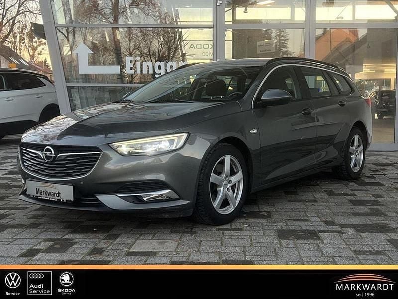 Quarz grau Gebraucht 2019 Opel Insignia Edition Kombi | 12.949 € (Fairer Preis) - Bild 1/4