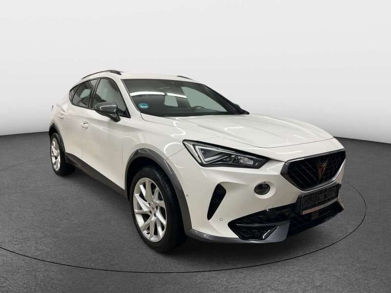 "candy" weiss Gebraucht 2021 Cupra Formentor SUV | 23.790 € (Fairer Preis) - Bild 1/4