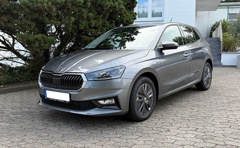 Gebraucht Skoda Fabia Drive 80 PS (58 kW) 2024 Grau Kleinwagen