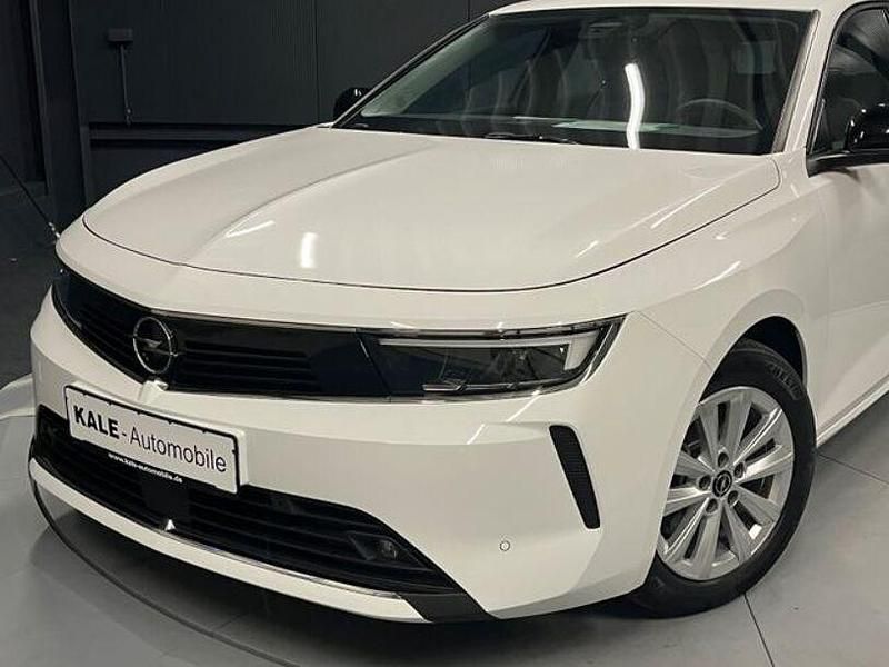 Gebraucht Opel Astra Edition 131 PS (96 kW) 2022 Weiß Limousine