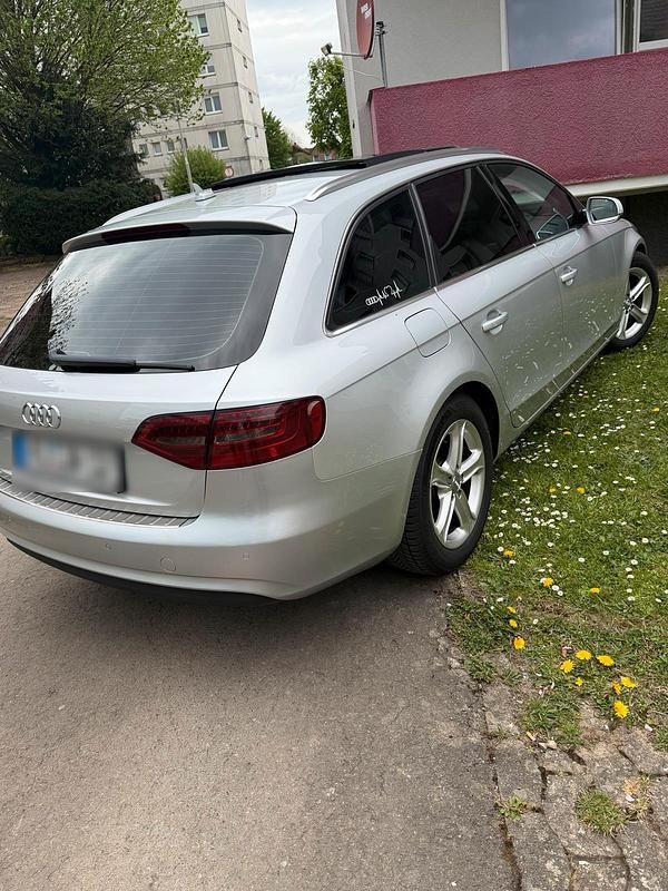 Gebraucht Audi A4 150 PS (110 kW) 2014 Silber Kombi