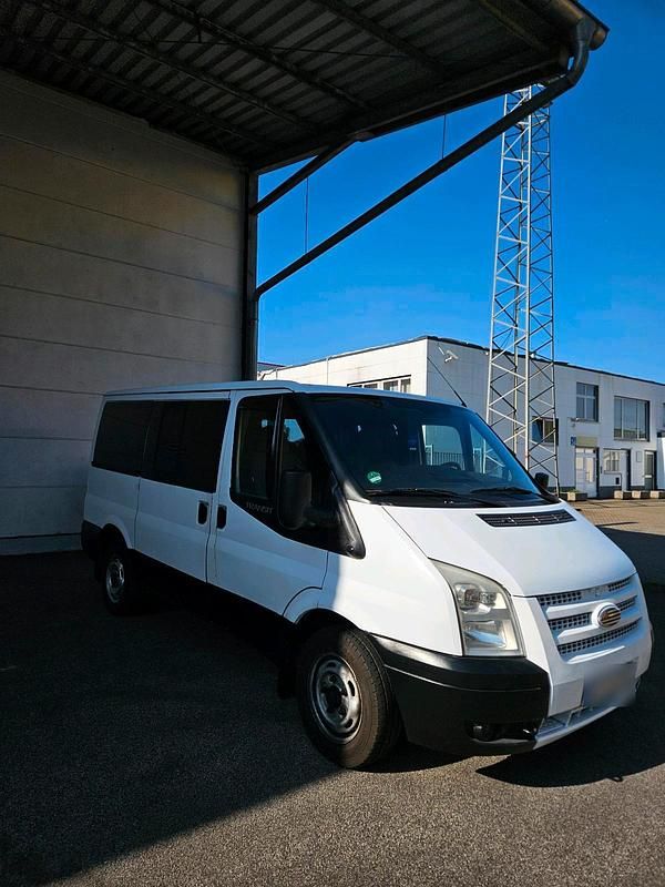 Gebraucht Ford Transit 2010 Weiß Van / Kleinbus