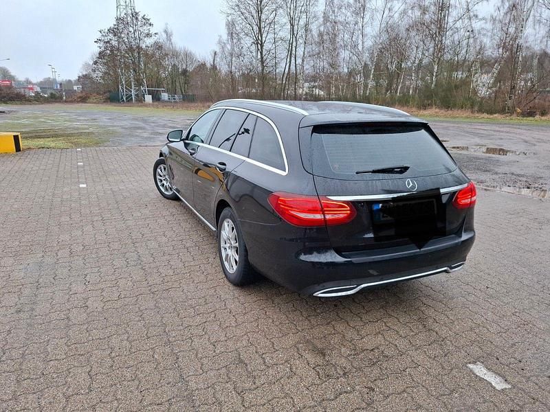 Gebraucht Mercedes C220 170 PS (125 kW) 2017 Schwarz Kombi