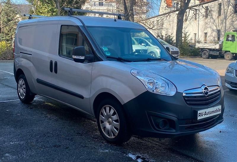Gebraucht Opel Combo 95 PS (69 kW) 2016 Silber Van / Kleinbus