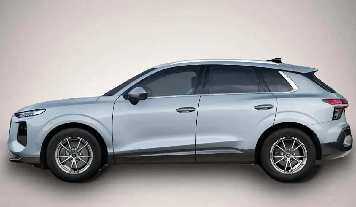 Neu Audi Q3 Comfort 204 PS (150 kW) 2026 Manufacturer SUV