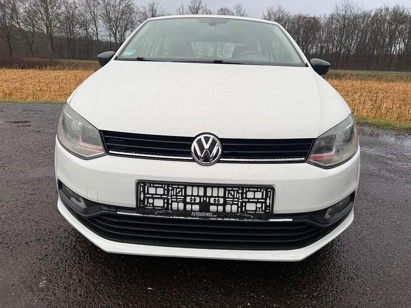Gebraucht VW Polo Comfortline 75 PS (55 kW) 2016 Weiß Kleinwagen