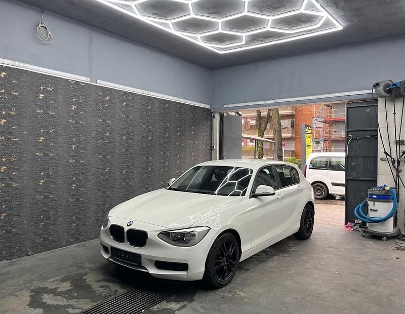 Gebraucht BMW 116 136 PS (100 kW) 2012 Weiß Kleinwagen