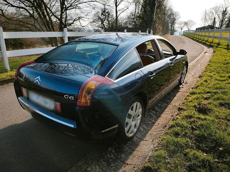 Second-hand Citroën C6 207 CP (152 kW) 2007 Albastru Berlinǎ