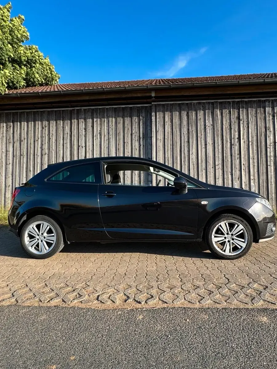 Gebraucht Seat Ibiza 86 PS (63 kW) 2010 Schwarz Coupé