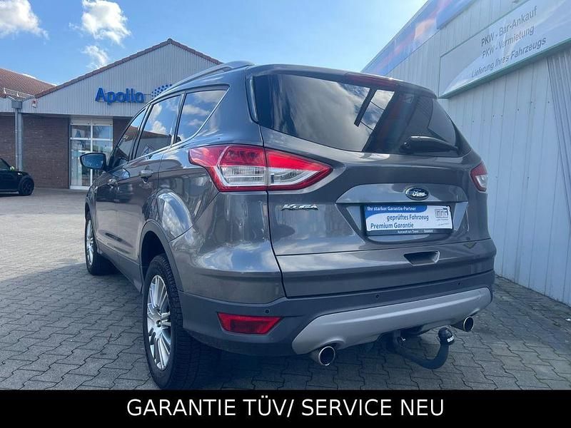 Gebraucht Ford Kuga Titanium 140 PS (102 kW) 2013 Grau SUV
