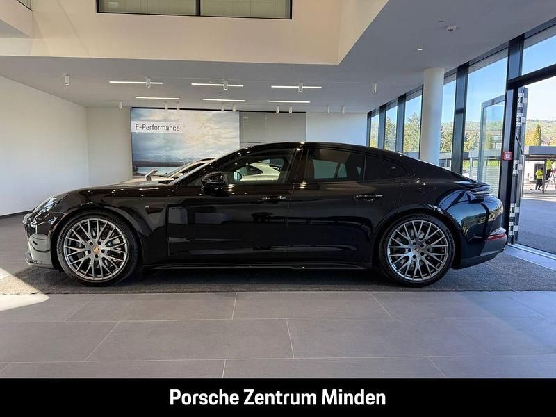 Neu Porsche Panamera 470 PS (345 kW) 2026 Schwarz Kleinwagen