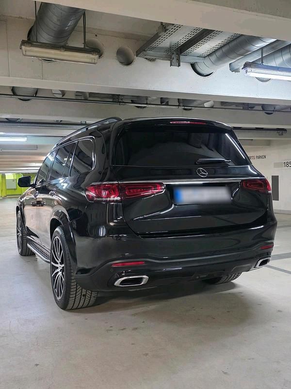 Gebraucht Mercedes GLS350 285 PS (209 kW) 2021 Schwarz SUV