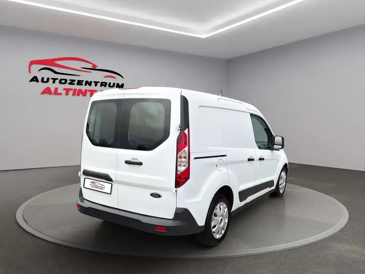 Gebraucht Ford Transit Connect Trend 95 PS (69 kW) 2015 Weiß Van / Kleinbus