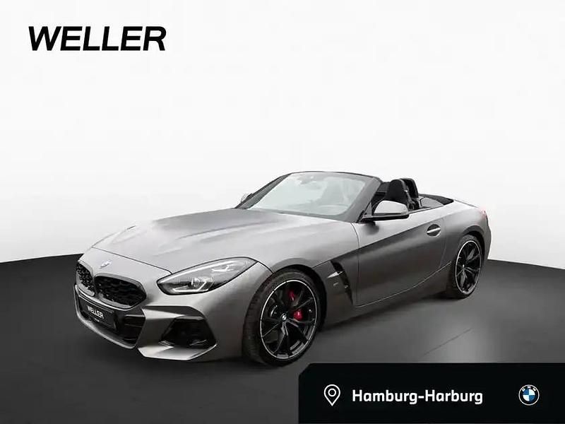Frozen grey ii (grau) Gebraucht 2024 BMW Z4 M Sport Limousine | 52.850 € (Etwas zu teuer) - Bild 1/4