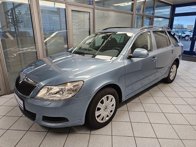 Gebraucht Skoda Octavia 122 PS (89 kW) 2009 Blau Kombi