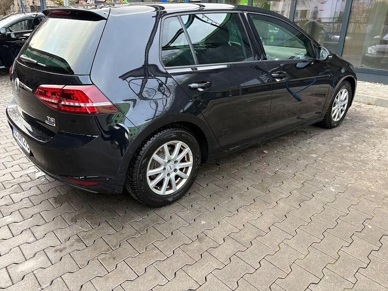 Gebraucht VW Golf Highline 125 PS (91 kW) 2015 Schwarz Limousine