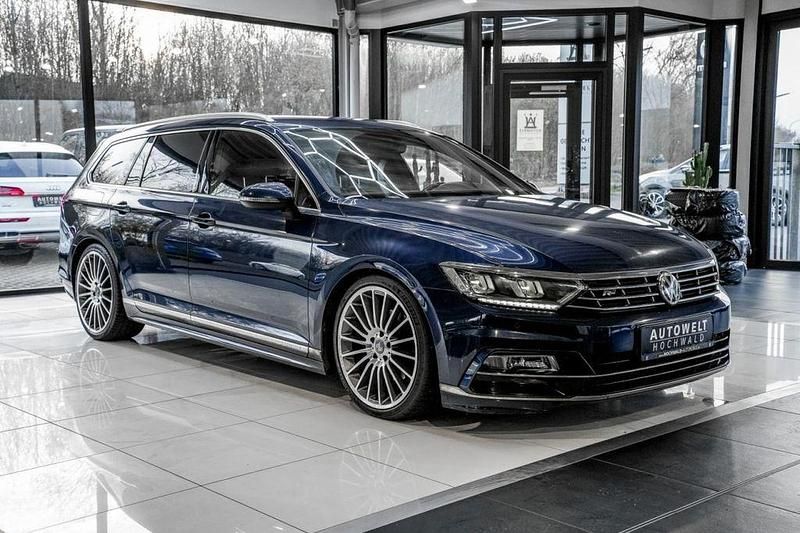 Gebraucht VW Passat Highline 190 PS (139 kW) 2016 Blau Kombi