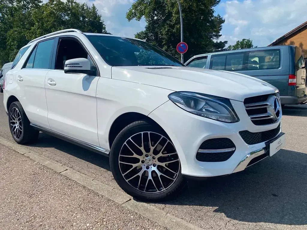 Gebraucht Mercedes GLE350 258 PS (189 kW) 2017 Weiß SUV