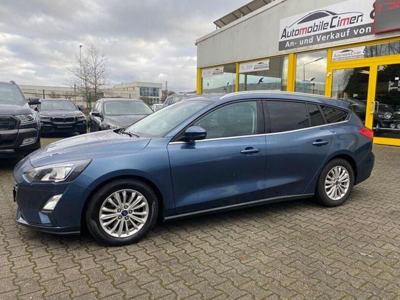 Gebraucht Ford Focus Titanium 150 PS (110 kW) 2019 Blau Kombi