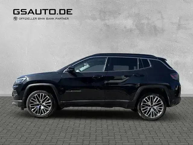 Gebraucht Jeep Compass Limited 131 PS (96 kW) 2024 Black clear coat (schwarz) SUV