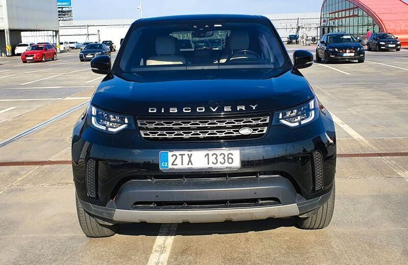 Schwarz Gebraucht 2019 Land Rover Discovery 5 HSE SUV | 28.990 € (Fairer Preis) - Bild 1/4