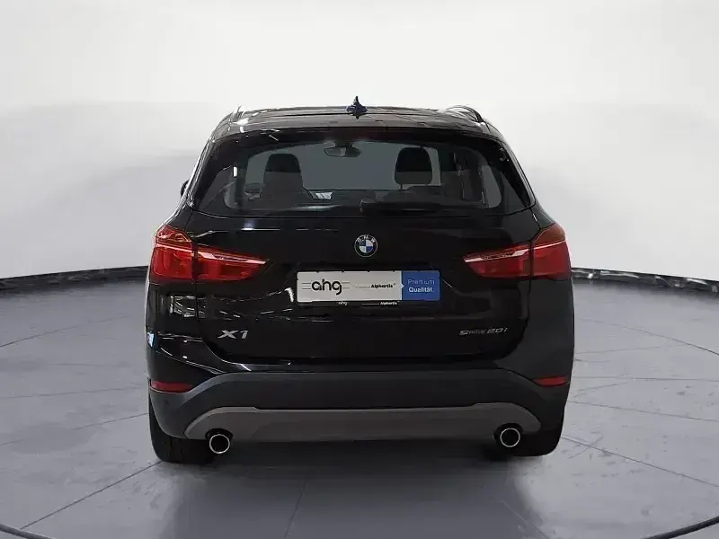 Gebraucht BMW X1 Sport Line 192 PS (141 kW) 2019 Schwarz SUV