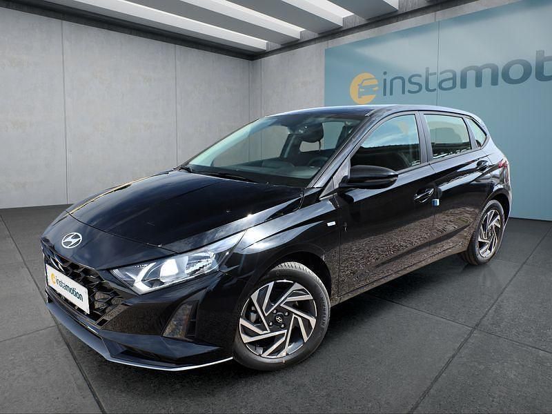 Schwarz Neu 2025 Hyundai i20 Select Kleinwagen | 20.399 € (Fairer Preis) - Bild 1/4