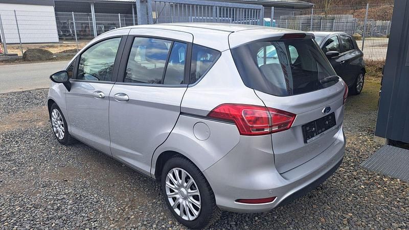 Second-hand Ford B-MAX Trend 101 CP (74 kW) 2016 Argintiu Monovolum