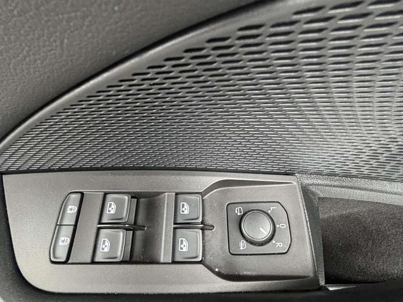 Gebraucht Skoda Octavia Style 204 PS (150 kW) 2022 Weiß Kombi